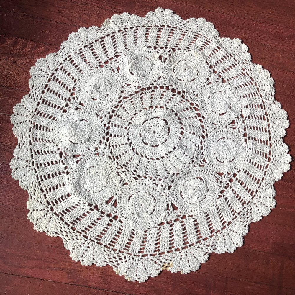 Vintage White Macrame/Crochet Doily